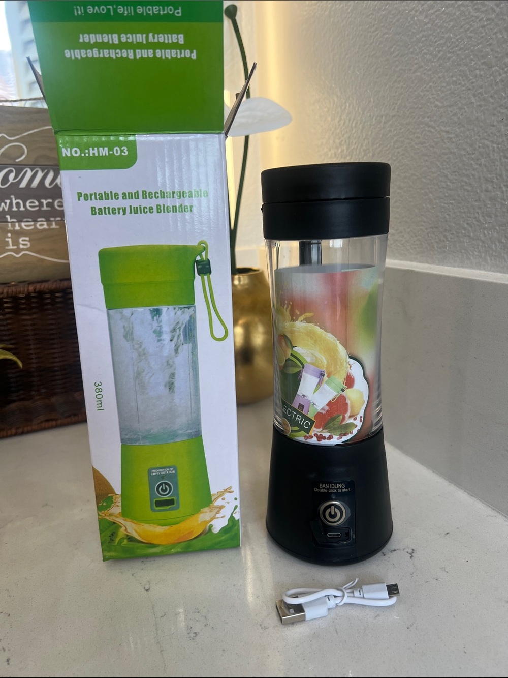 Portable Electric Juice Blender Black - Personal Smoothie Maker. New